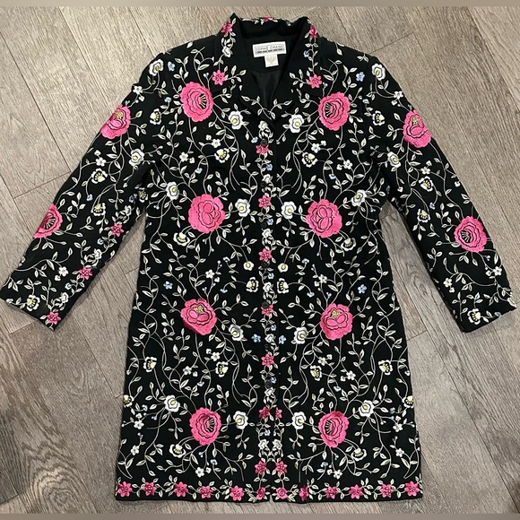 sophie chang studio Jackets & Blazers - Sophie Chang Studio 100% Silk Floral Embroidered Black Coat Size XL